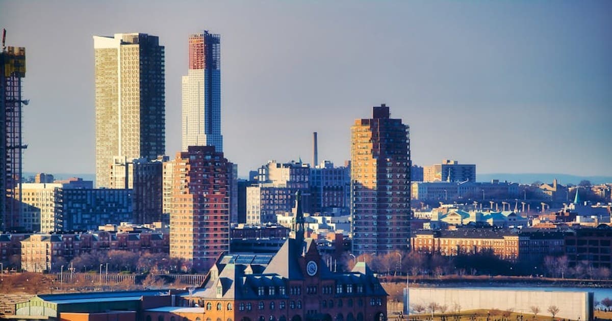 Vaping Cannabis: Pros, Cons, and How to Get Started