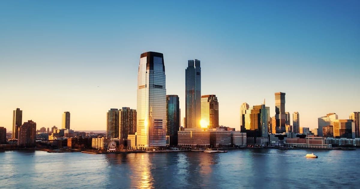 THC vs. CBD: Effects, Benefits, and Key Differences