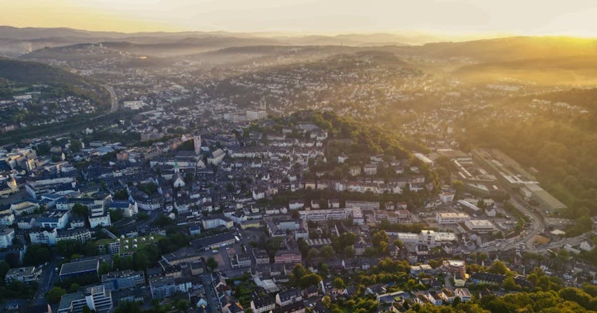 Cannabis Careers: Fast-Growing Jobs and How to Break Into the Industry