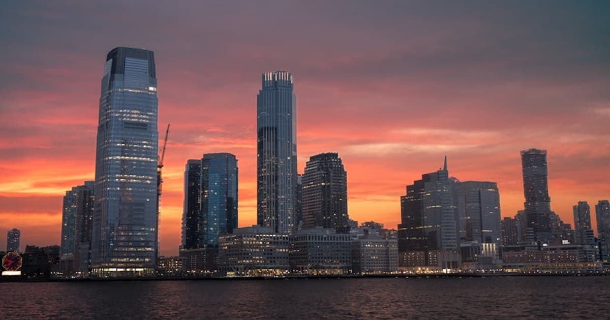 Cannabis Topicals: What They Are and How They Work for Pain and Skin Care